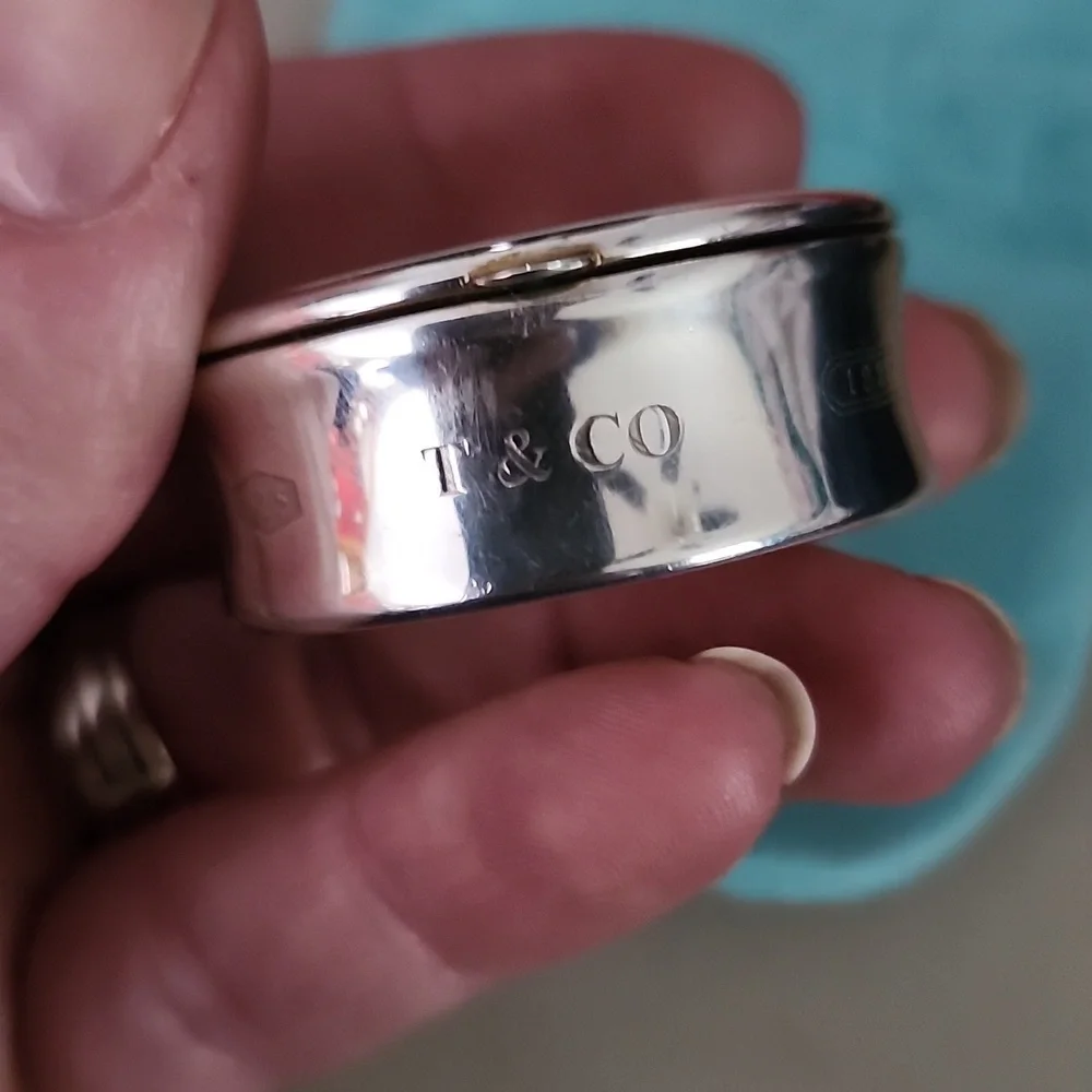 Tiffany & Co. 1837 Sterling Silver Round Pill Trinket Box With Blue Pouch - Picture 3 of 15